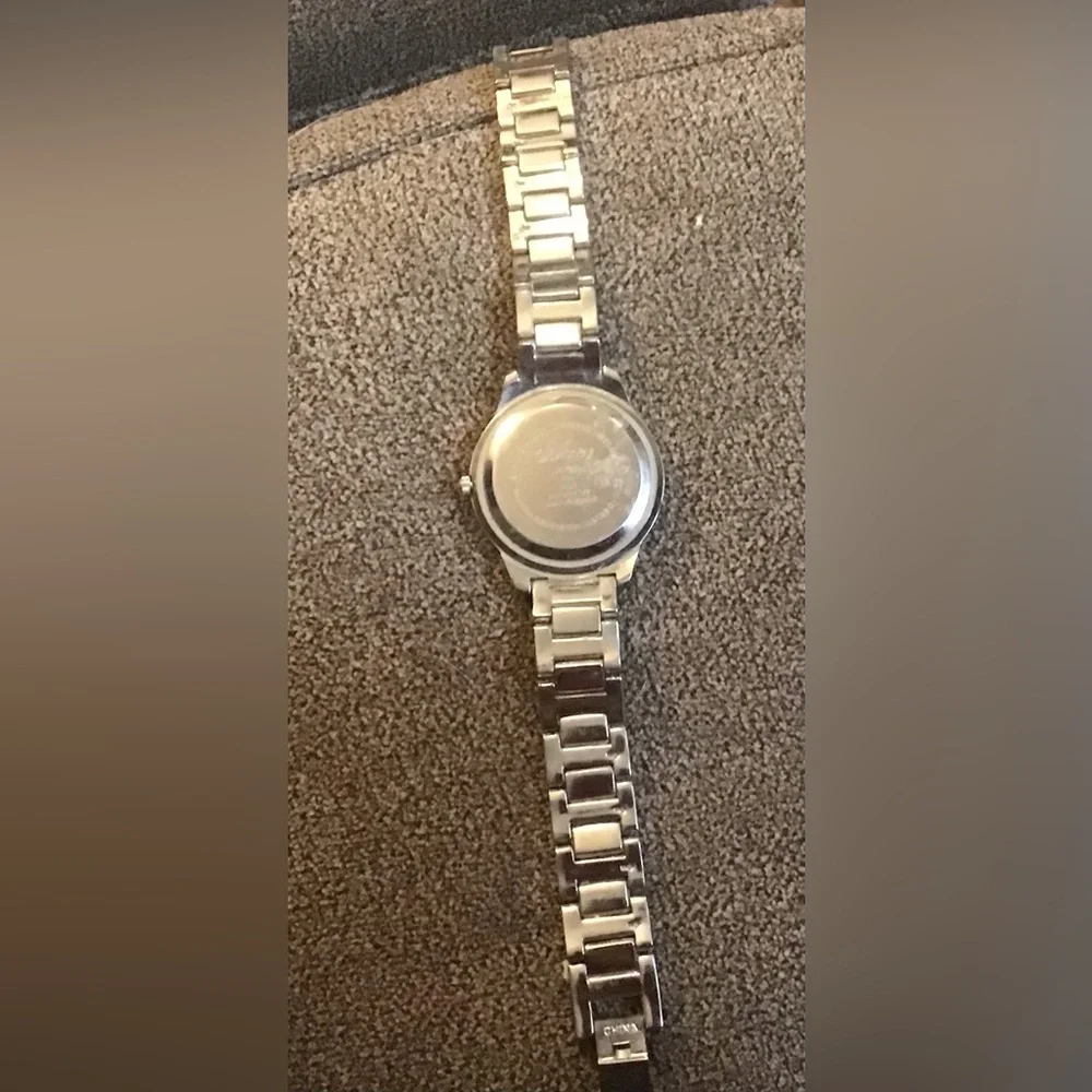 Disney: Mickey Mouse crystal accent bracelet /wrist watch.about/ appropriate 7”.